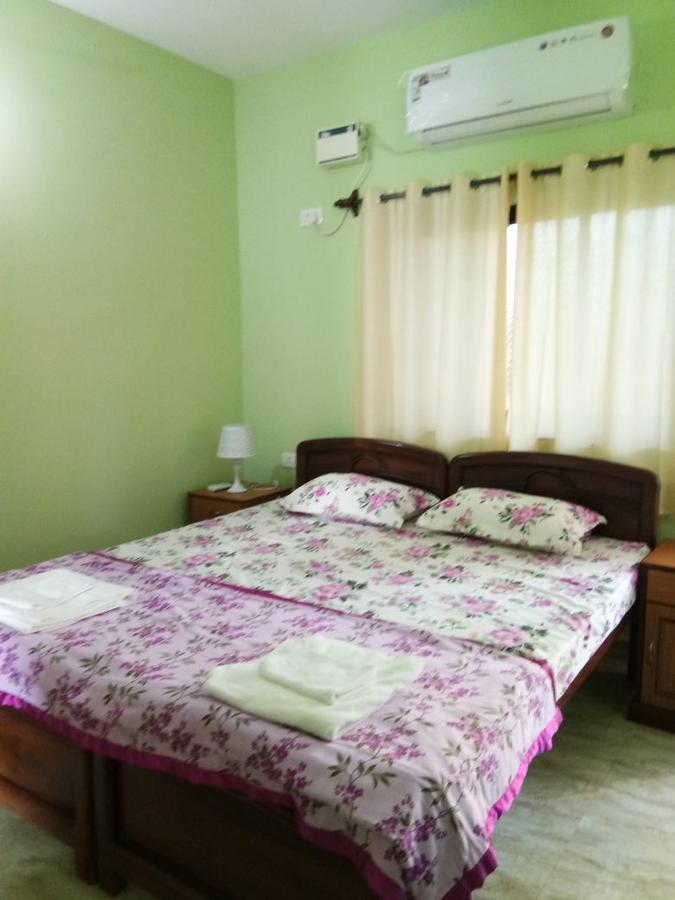 Shirley'S Guest House Majorda Luaran gambar